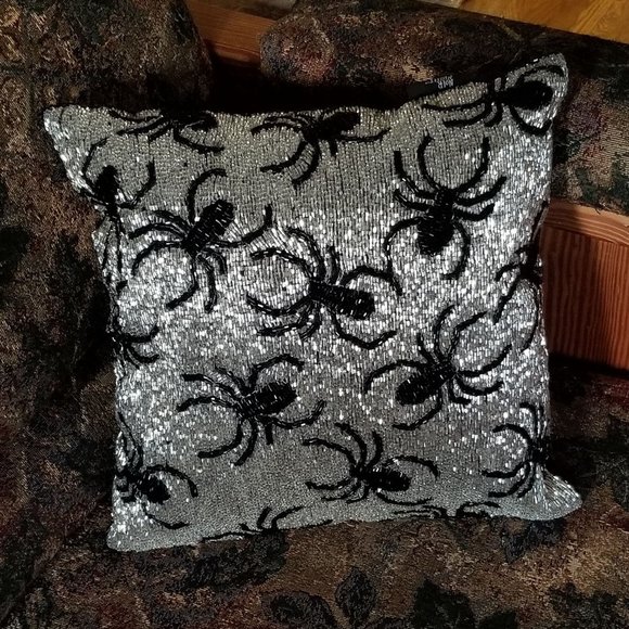 Vintage, hand beaded glass spiders & sparkly glass beads cushion, Noir Night - Picture 1 of 15